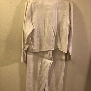 EXPRESS- 2 Piece Off White Linen Pantsuit size 7/8